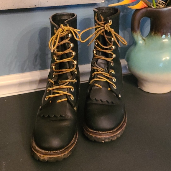 leather boot tassels